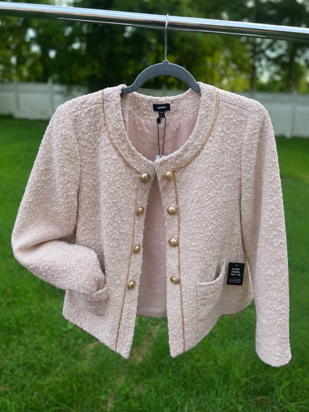 Express Pink Bouclé Collarless Gold Button Chain Trim Jacket XL NWT - Picture 14 of 16